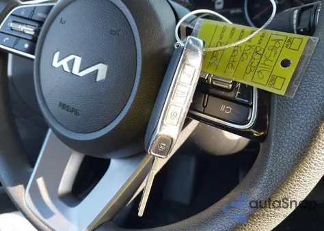 2023 Kia Forte Lxs z USA, uszkodzony, nr VIN 3KPF24AD4PE530292